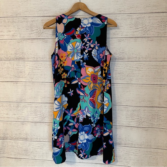 Halogen Floral Sleeveless Shift Dress - Picture 5 of 5